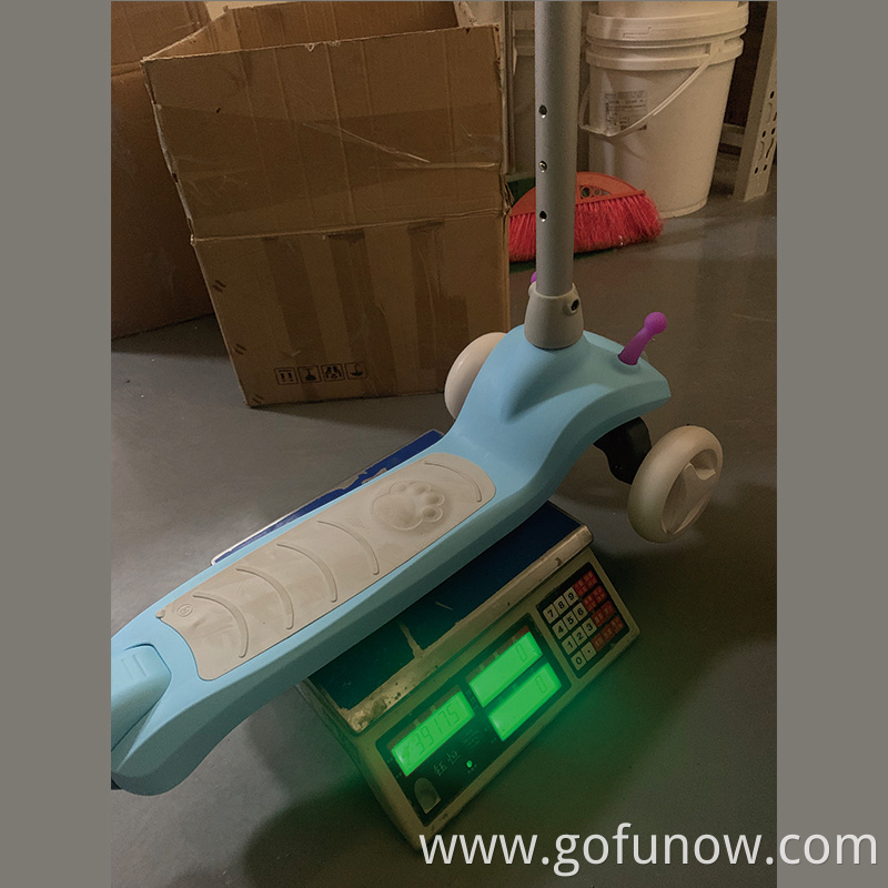 2021 custom factory kids balance children scooter tricycle G-FUN